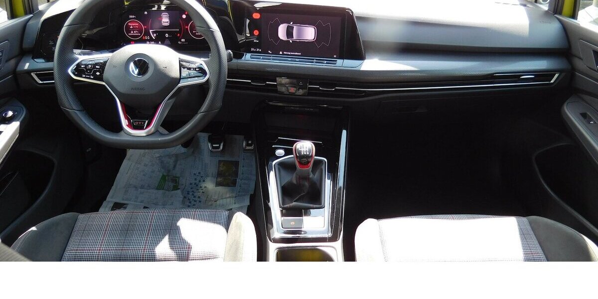 VW Golf 2.0 VIII GTI Performance 4 TRG TSI BMT Navi 29.100 km 23.990 &euro; Vordorf 38533