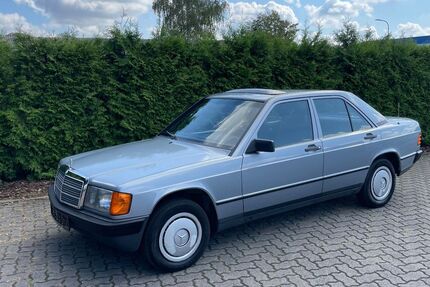 Mercedes-Benz 190 77.200 km 8.490 € Peine 31224