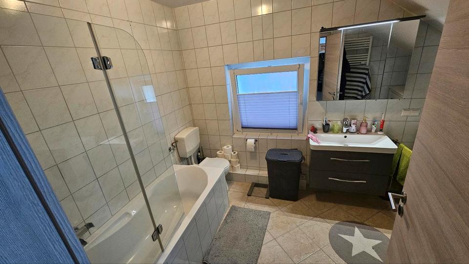 Dachgeschoßwohnung Schladen-Werla Werla - 2 Zimmer, 74 m&sup2;, 800&euro; | Angebot:25397260