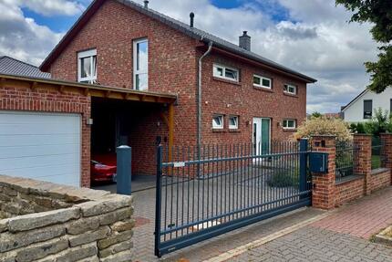 Hochwertiges Einfamilienhaus– energieeffizient mit Smart Home, PV 6 zimmer