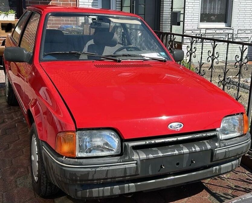 Ford Escort 73.405 km 2.000 € Salzgitter 38259