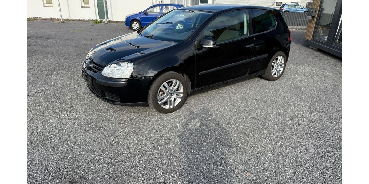 VW Golf 178.000 km 2.490 &euro; Salzgitter 38229