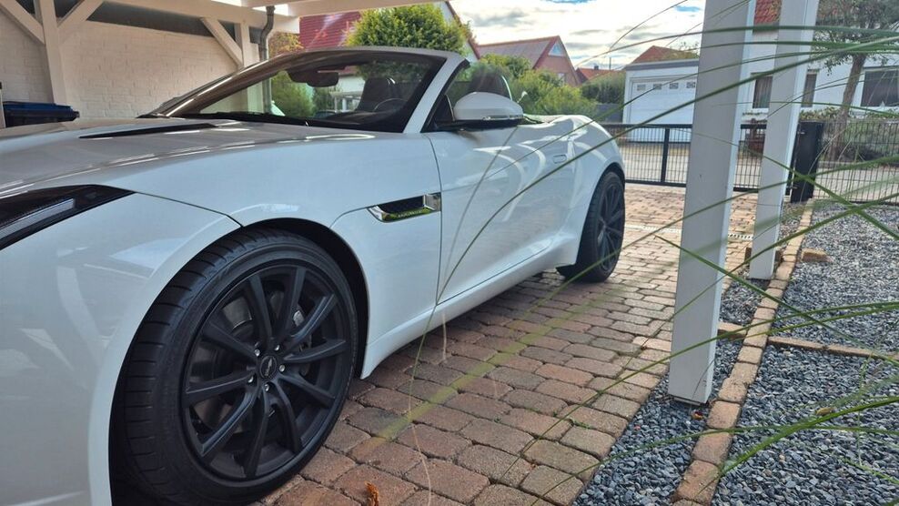 Jaguar F-Type 49.800 km 36.700 € Wendeburg 38176