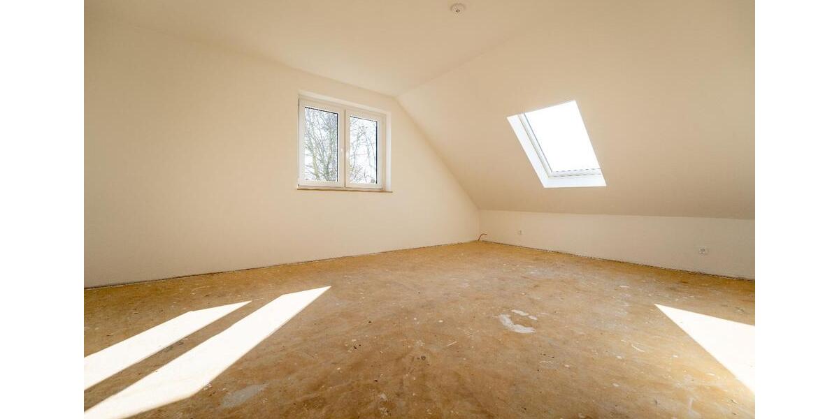 Dachgeschoßwohnung Edemissen - 3.5 Zimmer, 86 m&sup2;, 645&euro; | Angebot:25999984