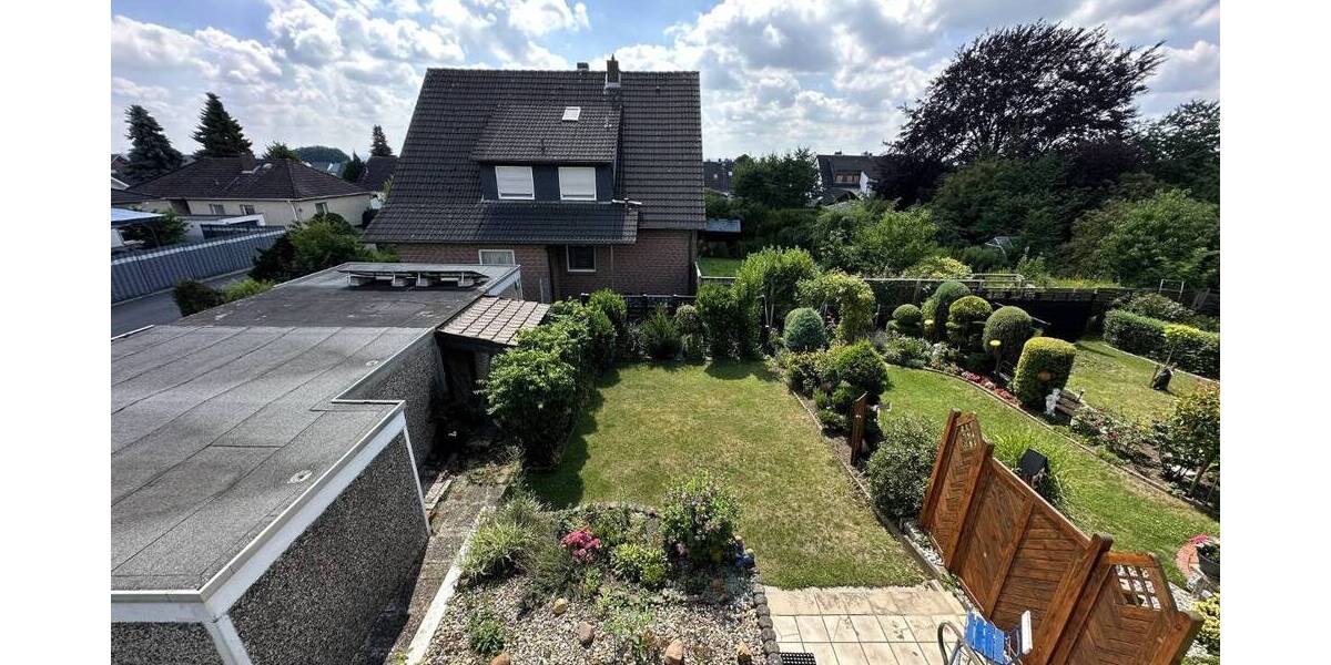 Reihenendhaus mit grünem Garten und Garage! 5 zimmer