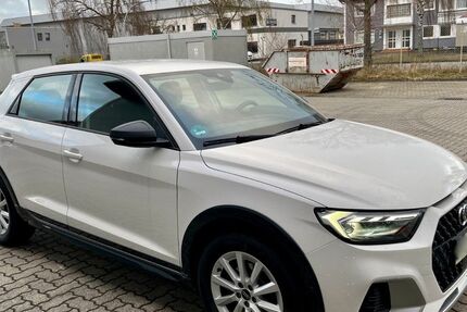 Audi A1 3.000 km 19.999 &euro; Braunschweig 38120