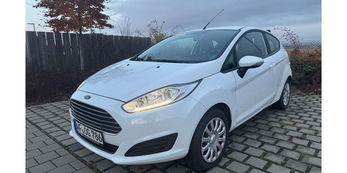 Ford Fiesta 114.000 km 5.450 € Denkte 38321