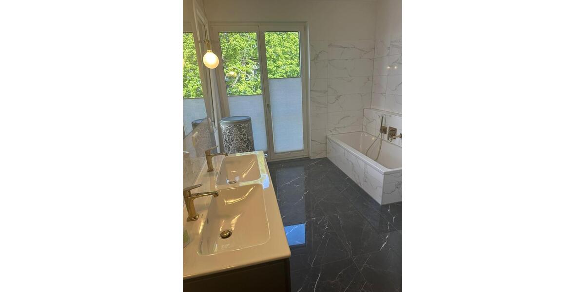 Etagenwohnung Braunschweig Nordstadt - 4.5 Zimmer, 132 m&sup2;, 2.509&euro; | Angebot:24653586