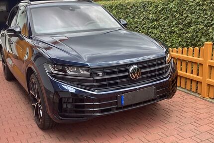 VW Touareg 17.500 km 83.400 € Salzgitter 38259