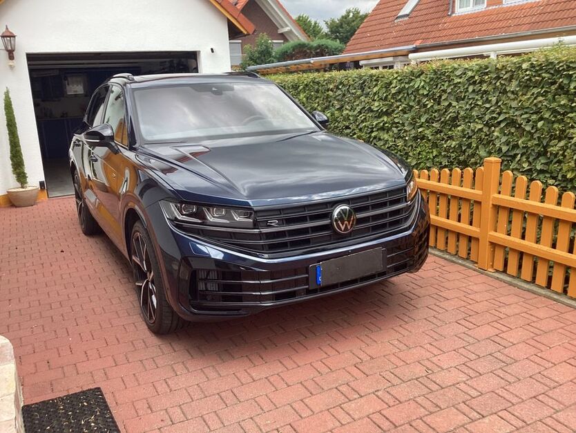 VW Touareg 17.500 km 83.400 € Salzgitter 38259