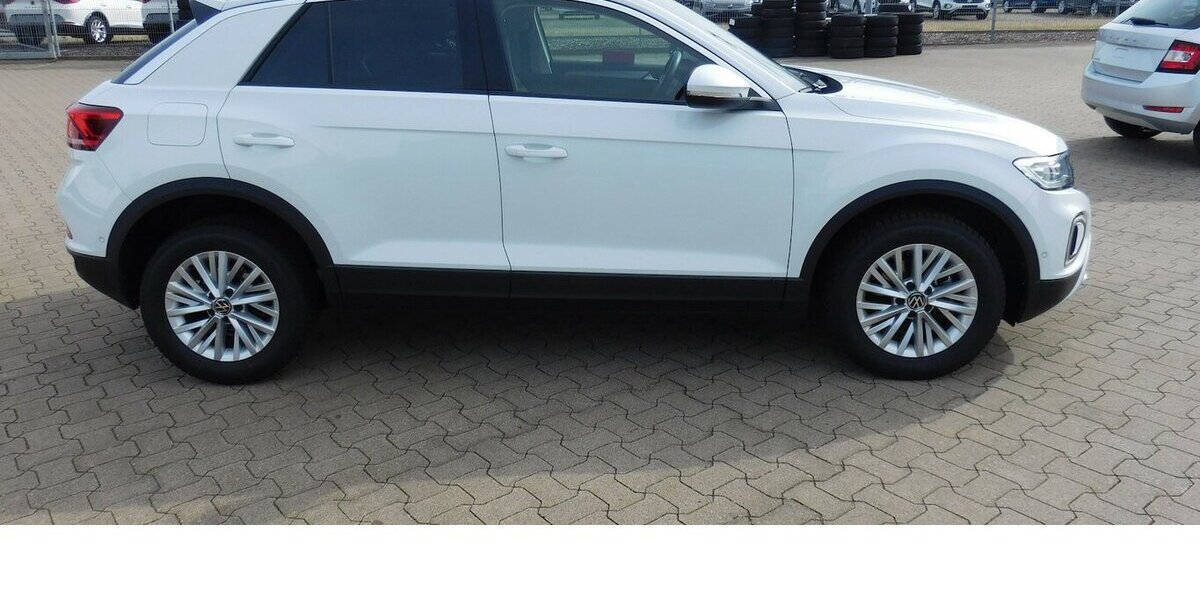 VW T-Roc 1.0 Life TSI BMT Navi Klima Alu 19.990 km 20.990 € Vordorf 38533