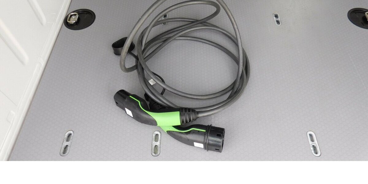 VW Caddy Maxi Abt-e Elektrik DSG Klima Navi 1.700 km 15.690 € Vordorf 38533