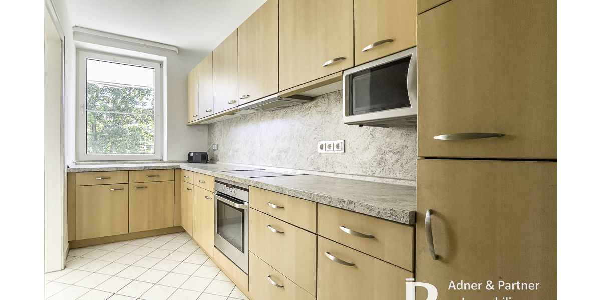 **RENOVIERTE BALKONWOHNUNG MIT EINBAUKÜCHE IN BRAUNSCHWEIG-WESTSTADT** - Etagenwohnung Braunschweig Timmerlah-Geitelde-Stiddien | Angebot:27262327