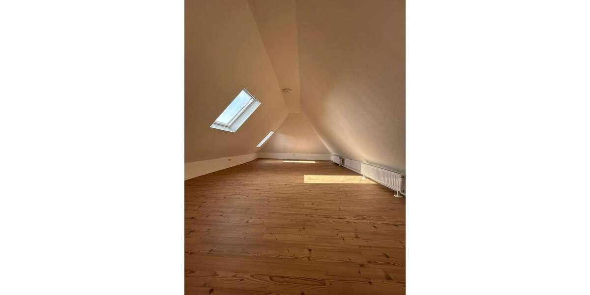 Etagenwohnung Algermissen - 6 Zimmer, 160 m&sup2;, 1.050&euro; | Angebot:24844091