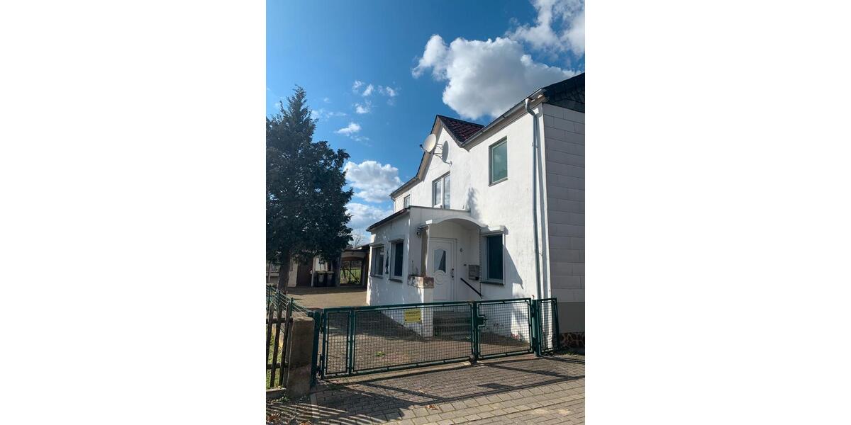Einfamilienhaus Baddeckenstedt - 7 Zimmer, 150 m&sup2;, 135.000&euro; | Angebot:26091120