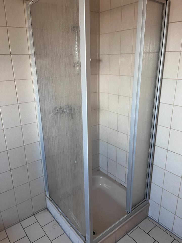 Preiswerte 2-Raum-DG-Wohnung mit BalkonEinbauküche in Vienenburg