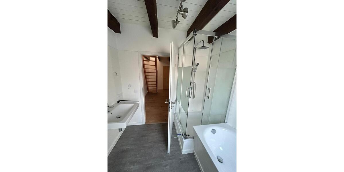 Maisonettenwohnung Algermissen - 6 Zimmer, 160 m&sup2;, 1.050&euro; | Angebot:24841248