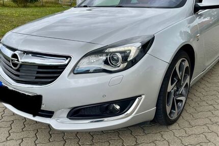 Opel Insignia 117.500 km 13.000 € Remlingen 38319