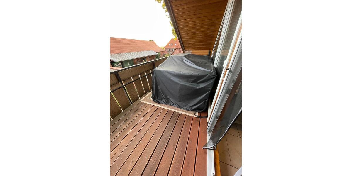 Dachgeschoßwohnung Edemissen - 4 Zimmer, 122 m&sup2;, 900&euro; | Angebot:25804869