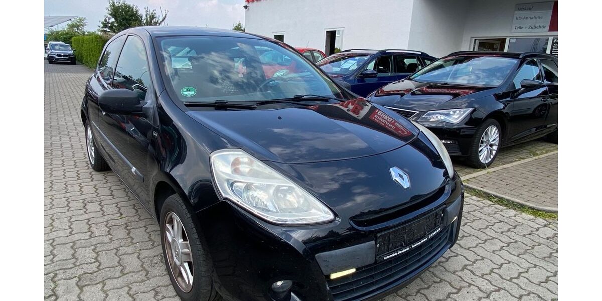 Renault Clio 130.000 km 1.850 &euro; Goslar 38644