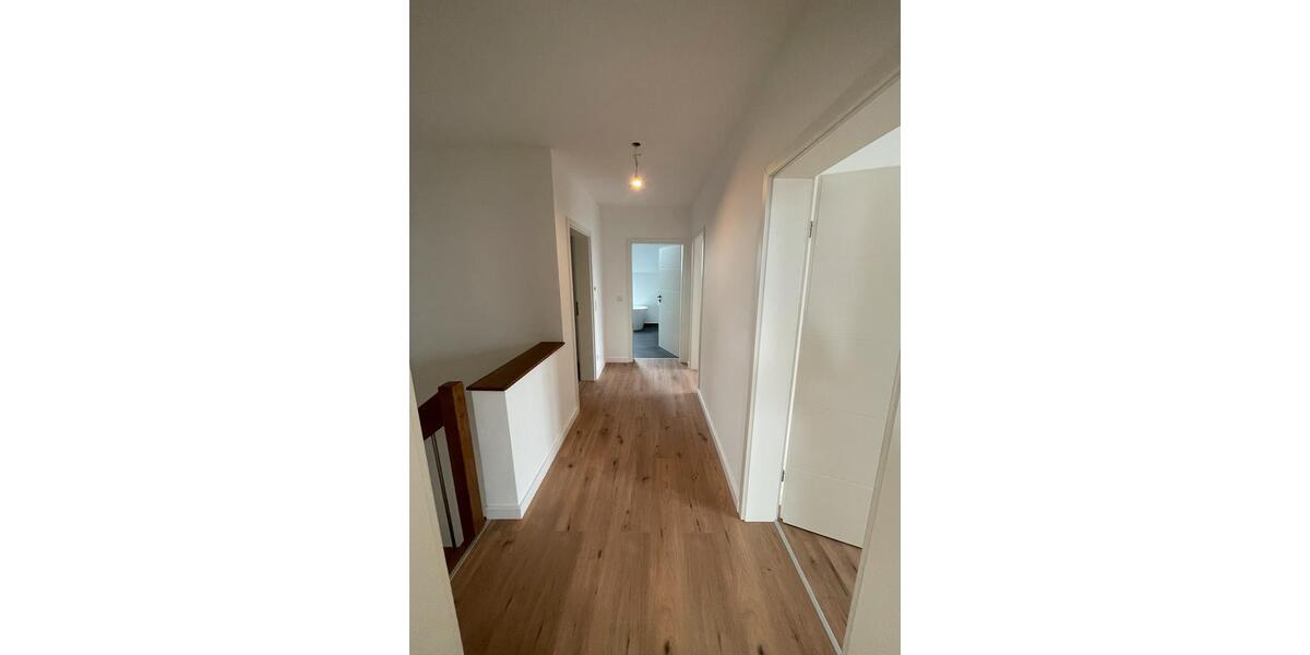 Doppelhaushälfte Lengede - 5 Zimmer, 155 m&sup2;, 1.600&euro; | Angebot:26197208