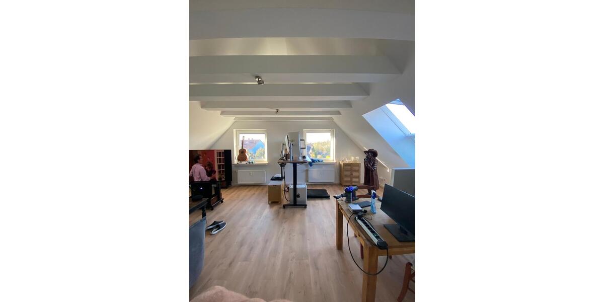 Dachgeschoßwohnung Braunschweig Westliches Ringgebiet - 2 Zimmer, 74 m&sup2;, 925&euro; | Angebot:26237603