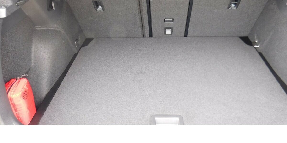 VW Golf III 1.0 Life TSI BMT Klima Navi Alu 20.300 km 18.690 &euro; Vordorf 38533