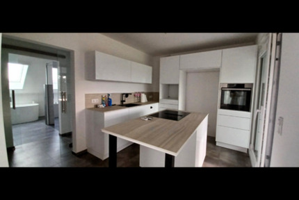 4 Zimmer DG-Wohnung Provisionsfrei