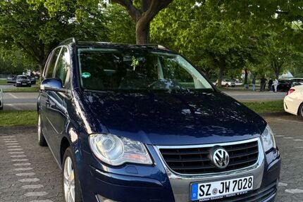 VW Touran 158.000 km 5.600 &euro; Salzgitter 38228