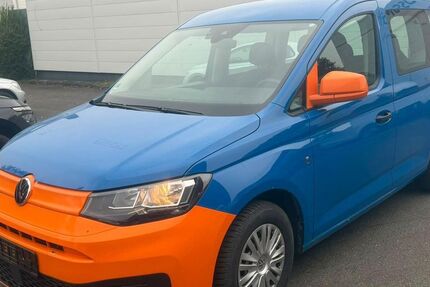 VW Caddy 43.651 km 16.990 &euro; Braunschweig 38122