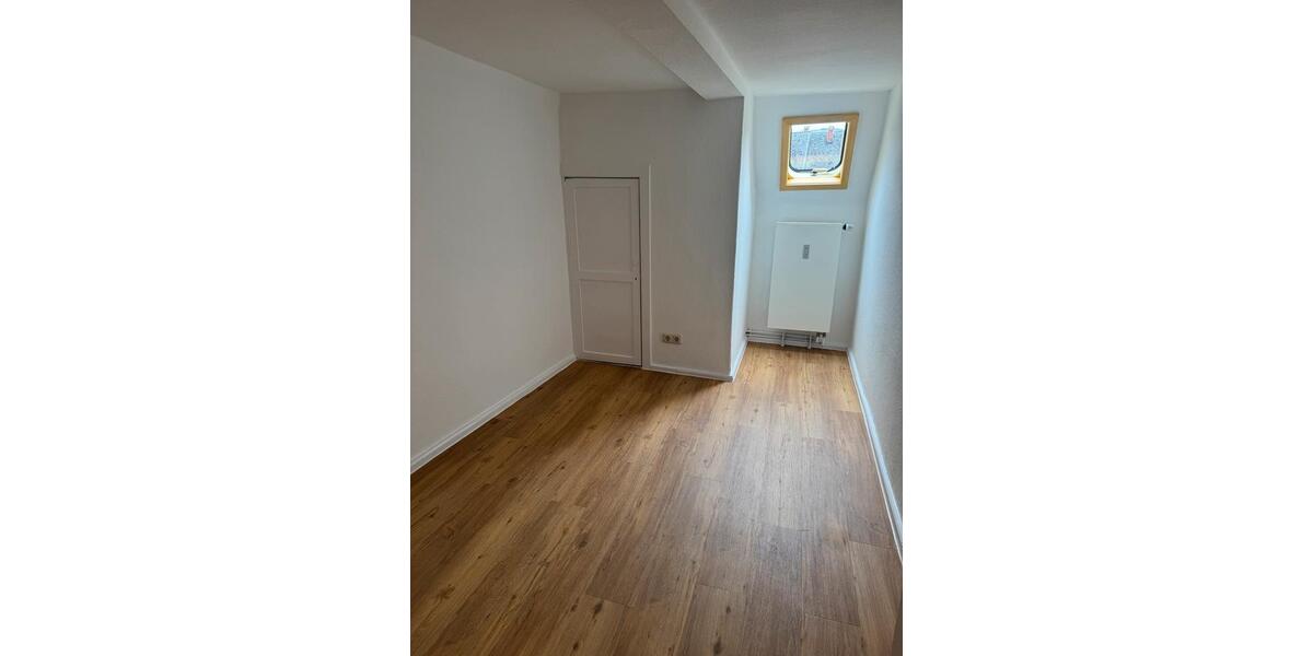 Etagenwohnung Goslar - 4 Zimmer, 110 m&sup2;, 1.020&euro; | Angebot:26588533