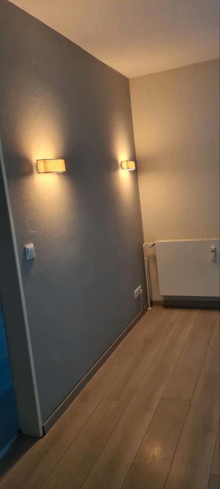2 Zimmer Wohnung mit Balkon und Autostellplatz, in SZ Krähenriede