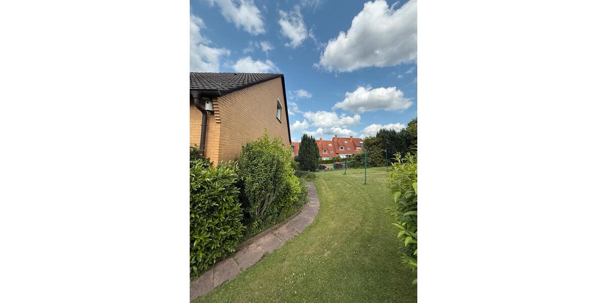 Einfamilienhaus Bad Salzdetfurth - 8 Zimmer, 250 m&sup2;, 295.000&euro; | Angebot:26816511