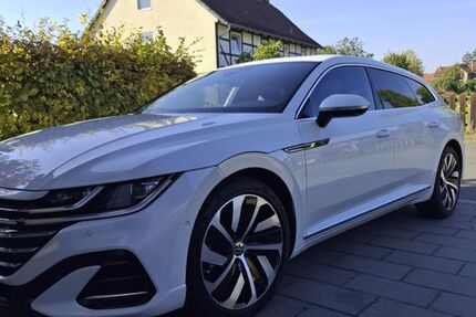 VW Arteon 24.000 km 32.500 &euro; Salzgitter 38259