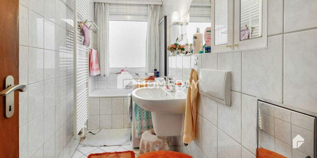 Investoren aufgepasst - Mehrfamilienhaus mit 5 WEs und Garagen in Salzgitter Bad 1 zimmer