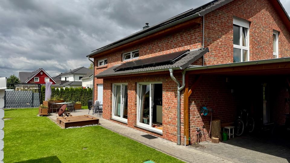 Hochwertiges Einfamilienhaus– energieeffizient mit Smart Home, PV 6 zimmer