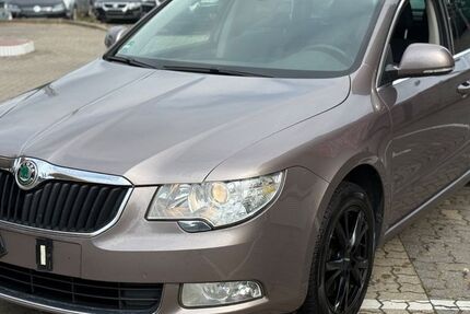 Skoda Superb 341.500 km 3.490 € Salzgitter 38229