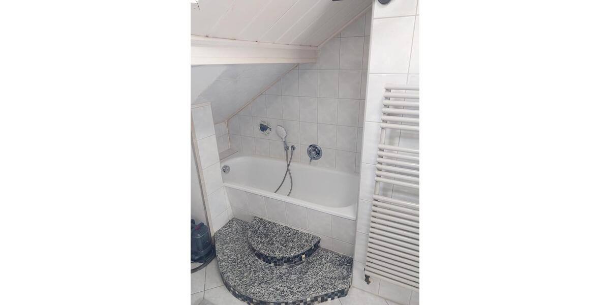 Etagenwohnung Braunschweig Östliches Ringgebiet - 4 Zimmer, 150 m&sup2;, 1.100&euro; | Angebot:26533699
