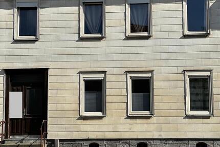 Charmantes Ein-bis Zwei Familienhaus