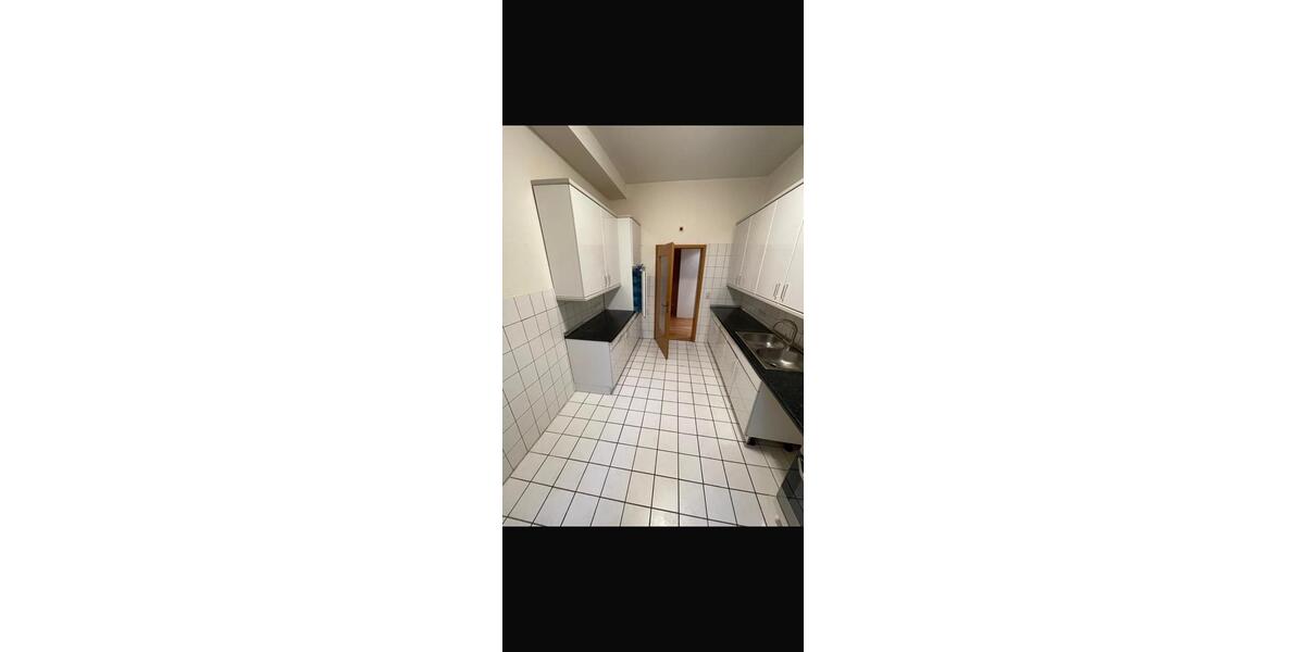 Etagenwohnung Hildesheim Bockfeld - 3 Zimmer, 100 m&sup2;, 602&euro; | Angebot:26239078