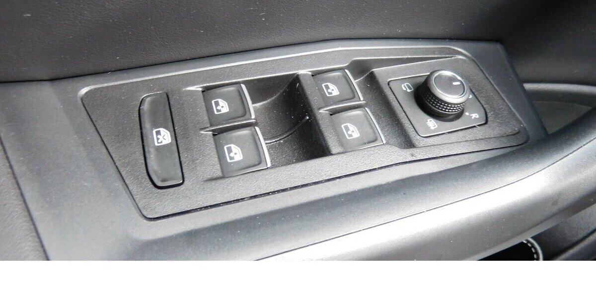 VW T-Roc 1.0 Life Goal TSI BMT Navi Klima Alu 6.100 km 21.990 &euro; Vordorf 38533