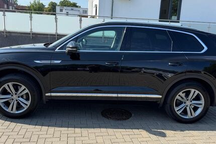 VW Touareg 218.748 km 26.900 € Salzgitter-Lebenstedt 38226