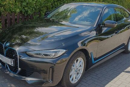 BMW i4 11.900 km 38.900 € Cremlingen 38162