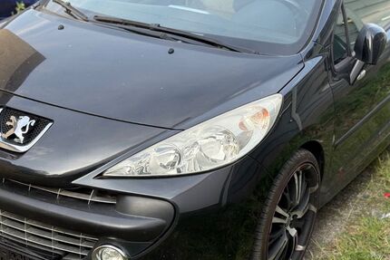 Peugeot 207 163.500 km 2.490 € Salzgitter 38229