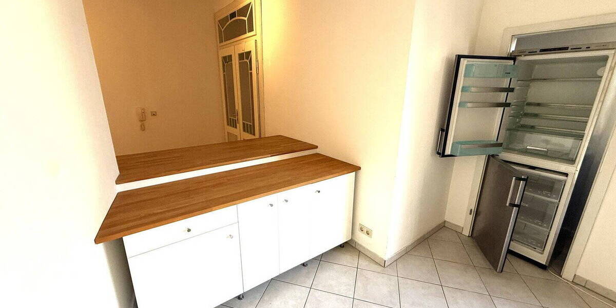 Etagenwohnung Hildesheim Ost - 3 Zimmer, 92 m&sup2;, 850&euro; | Angebot:26092699