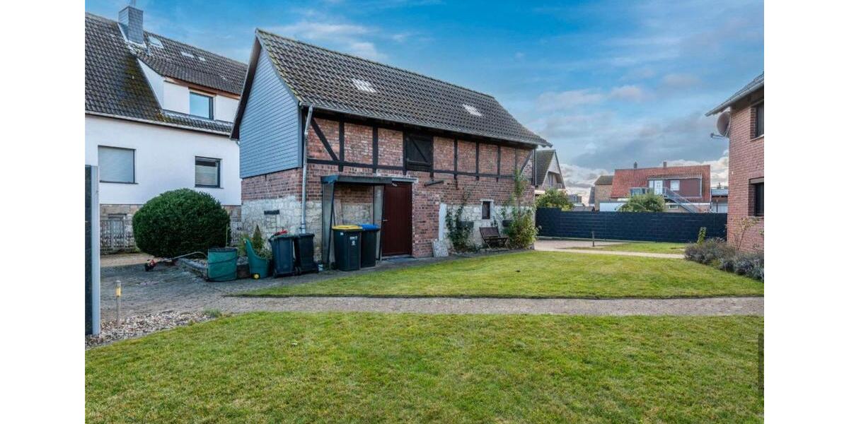 Mehrfamilienhaus, Wohnhaus Sickte - 8 Zimmer, 220 m&sup2;, 329.000&euro; | Angebot:26858618