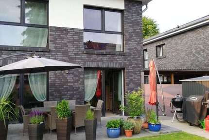 Haus Lehrte - 4 Zimmer, 126 m&sup2;, 1.490&euro; | Angebot:26261543