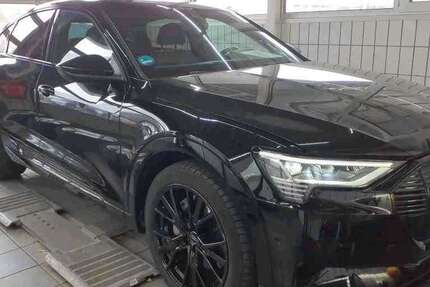 Audi e-tron 23.750 km 32.950 &euro; Salzgitter 38259