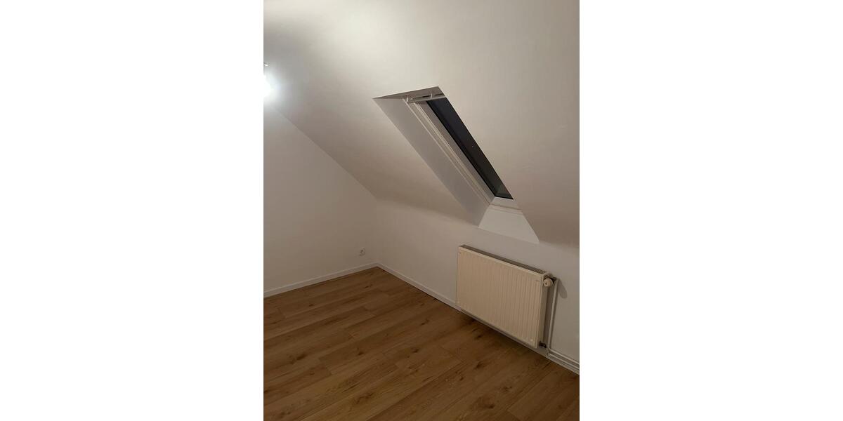 Reihenhaus Braunschweig Wabe-Schunter-Beberbach - 5 Zimmer, 70 m&sup2;, 1.250&euro; | Angebot:25164035