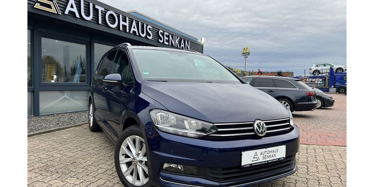 VW Touran 70.000 km 22.990 € Peine 31228